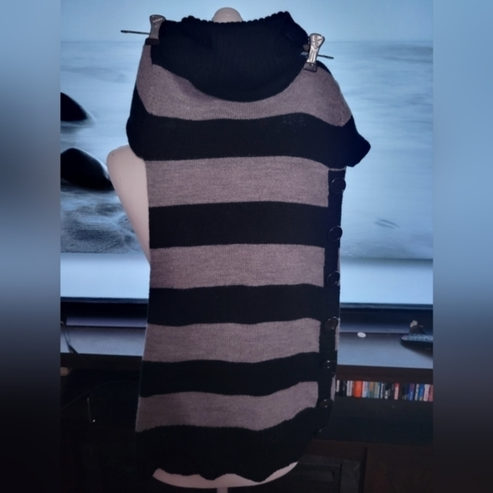 Route‎ 66 girls size Medium 7/8 striped sweater dress
